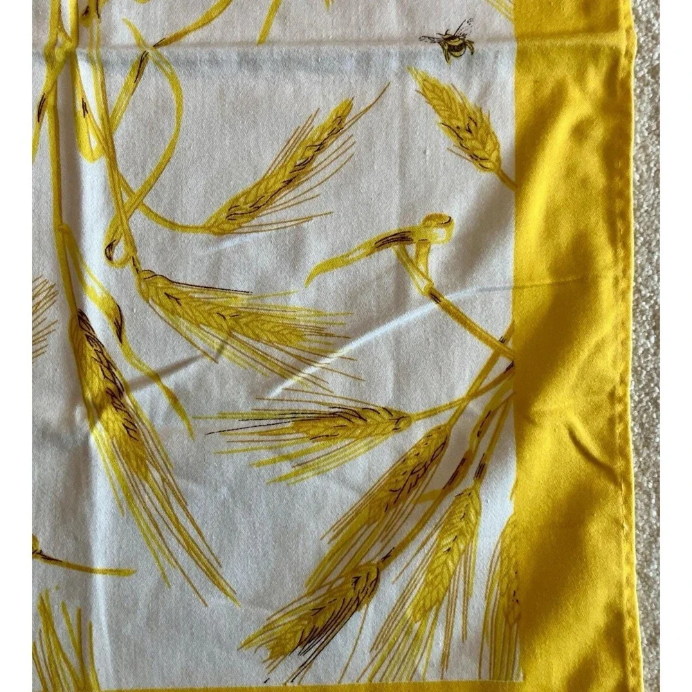Vintage Country Farm House Style 100 Percent Cotton Tea  Towel 26 /20